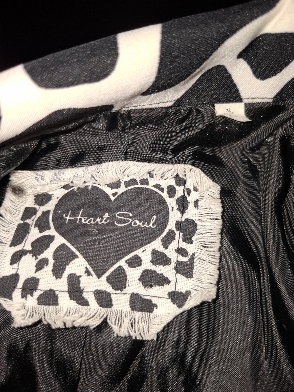 HeartSoul Women's Black/White Animal Print Belted Lined Blazer Jacket - Picture 5 of 5